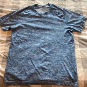 Lululemon Metal Vent T-Shirt 2.0